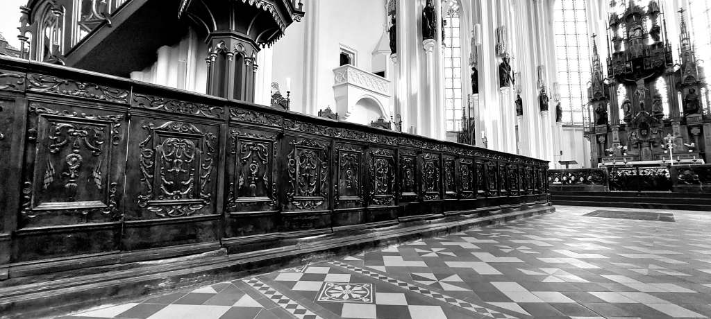 I banchi in&nbsp;chiesa